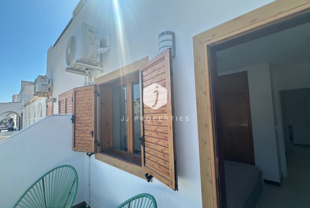 Aus zweiter Hand - Chalet -
La Mata - Costa Blanca