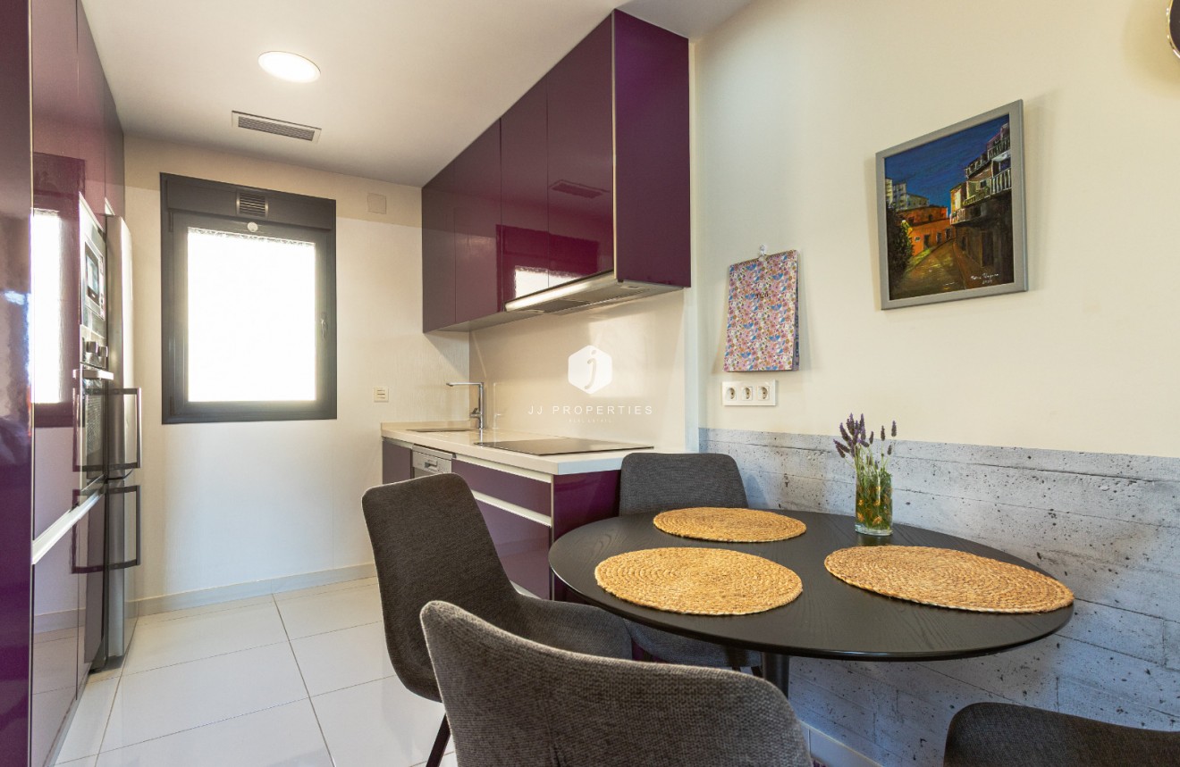 Aus zweiter Hand - Bungalow -
Los Altos - Costa Blanca