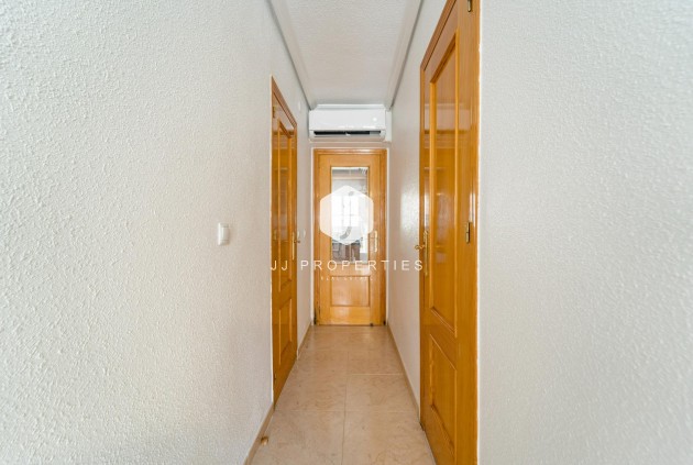 Resale - Duplex -
Torrevieja - Playa de los Naufragos