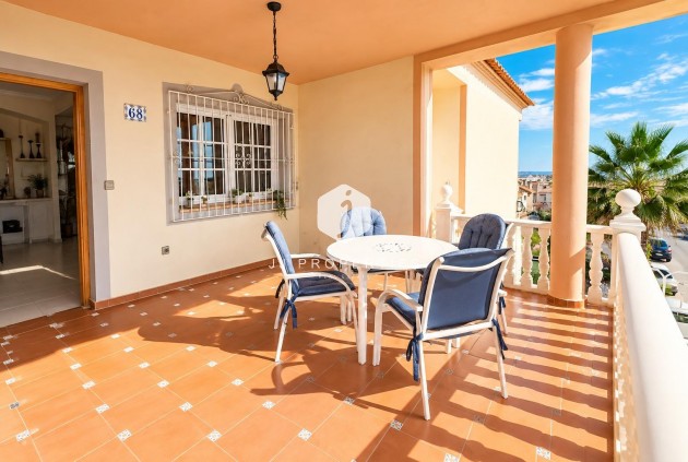 Resale - Apartment / flat -
Torrevieja - Costa Blanca