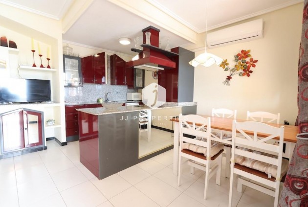 Resale - Apartment / flat -
Torrevieja - Costa Blanca