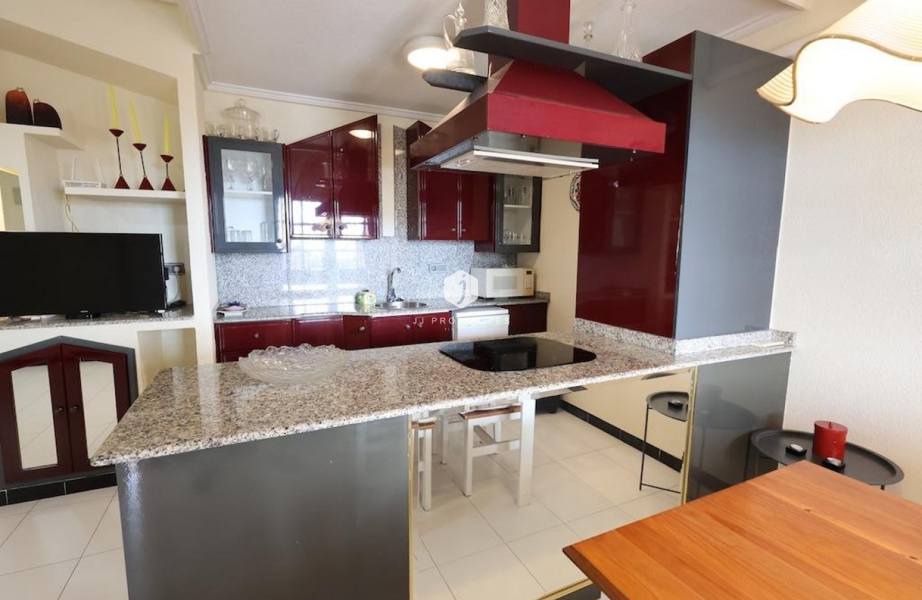 Resale - Apartment / flat -
Torrevieja - Costa Blanca