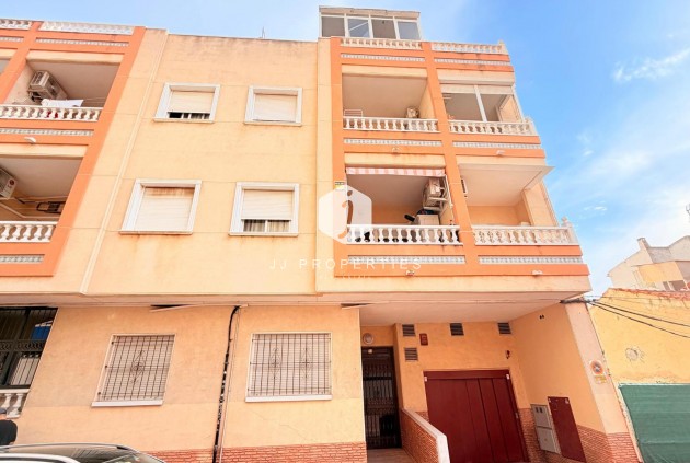 Z drugiej ręki - Mieszkanie w bloku -
Torrevieja - Centro - Muelle Pesquero