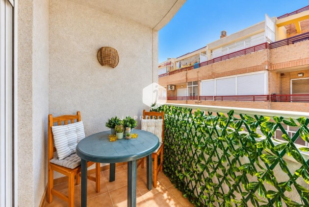 Segunda mano - Apartamento / piso -
Torrevieja - Centro