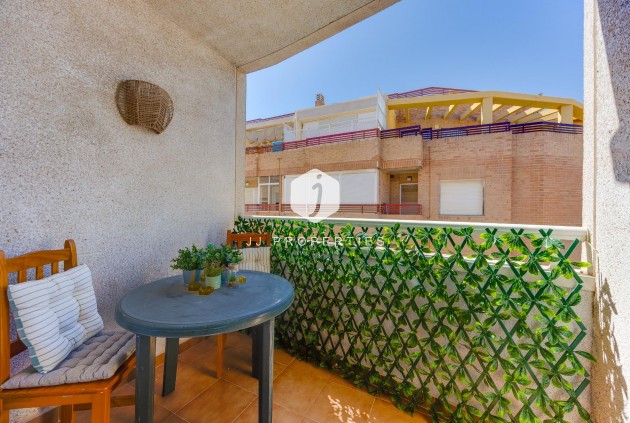 Segunda mano - Apartamento / piso -
Torrevieja - Centro