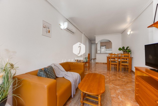 Segunda mano - Apartamento / piso -
Torrevieja - Centro