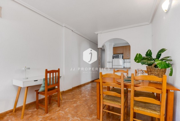 Segunda mano - Apartamento / piso -
Torrevieja - Centro