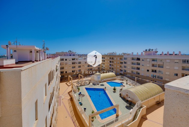 Segunda mano - Apartamento / piso -
Torrevieja - Centro