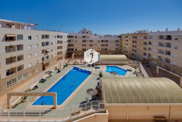 Segunda mano - Apartamento / piso -
Torrevieja - Centro