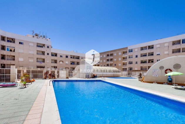 Segunda mano - Apartamento / piso -
Torrevieja - Centro
