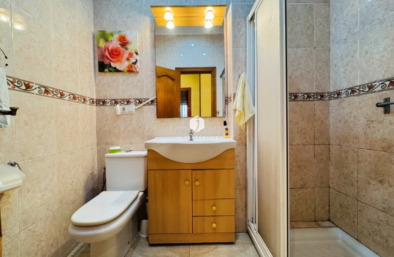 Segunda mano - Apartamento / piso -
La Mata - Costa Blanca