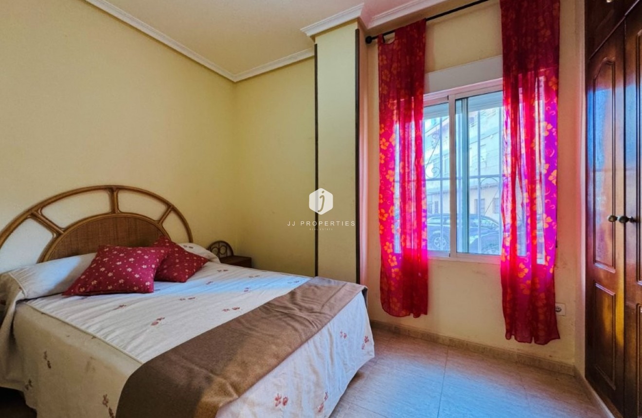Segunda mano - Apartamento / piso -
La Mata - Costa Blanca