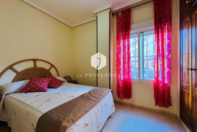 Segunda mano - Apartamento / piso -
La Mata - Costa Blanca