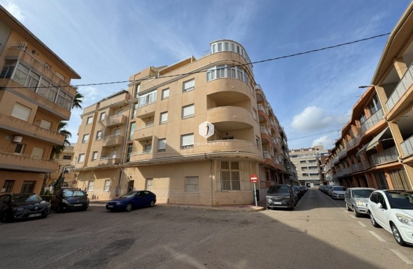 Segunda mano - Apartamento / piso -
La Mata - Costa Blanca