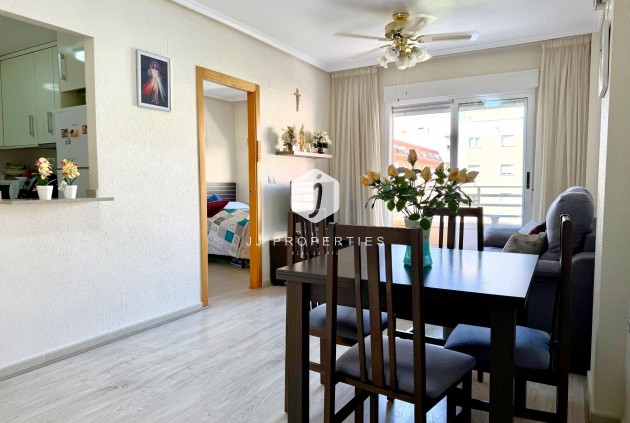 D'occasion - Appartement -
Torrevieja - El molino