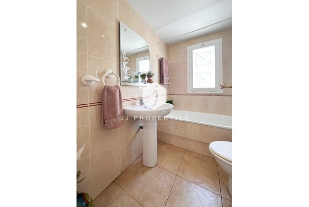 Segunda mano - Bungalow -
Torrevieja - Costa Blanca