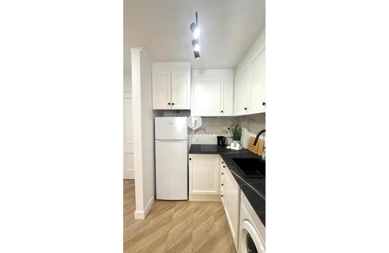 Aus zweiter Hand - Wohnung -
Torrevieja - Centro