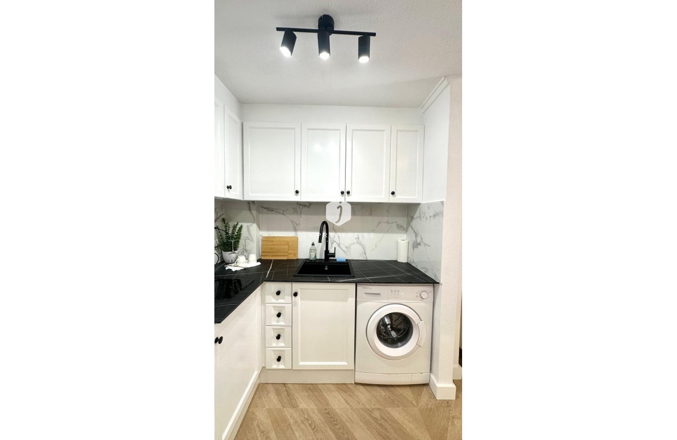 Aus zweiter Hand - Wohnung -
Torrevieja - Centro