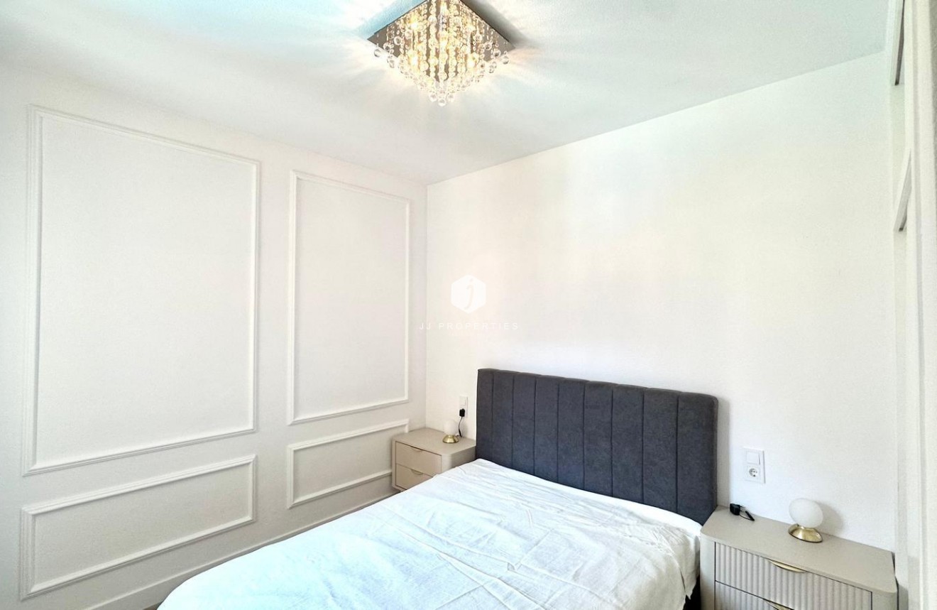 Aus zweiter Hand - Wohnung -
Torrevieja - Centro