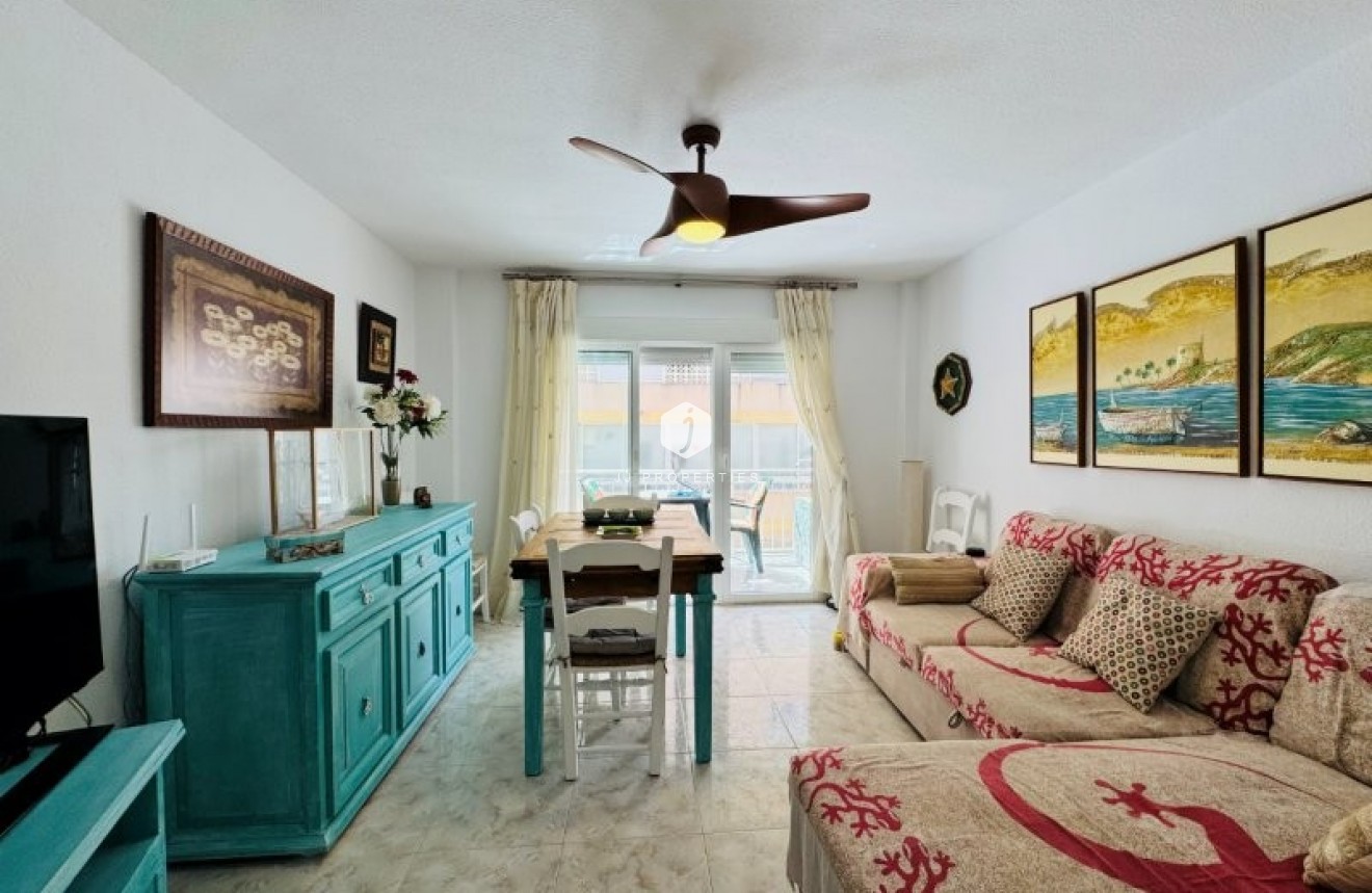 Aus zweiter Hand - Wohnung -
La Mata - Costa Blanca