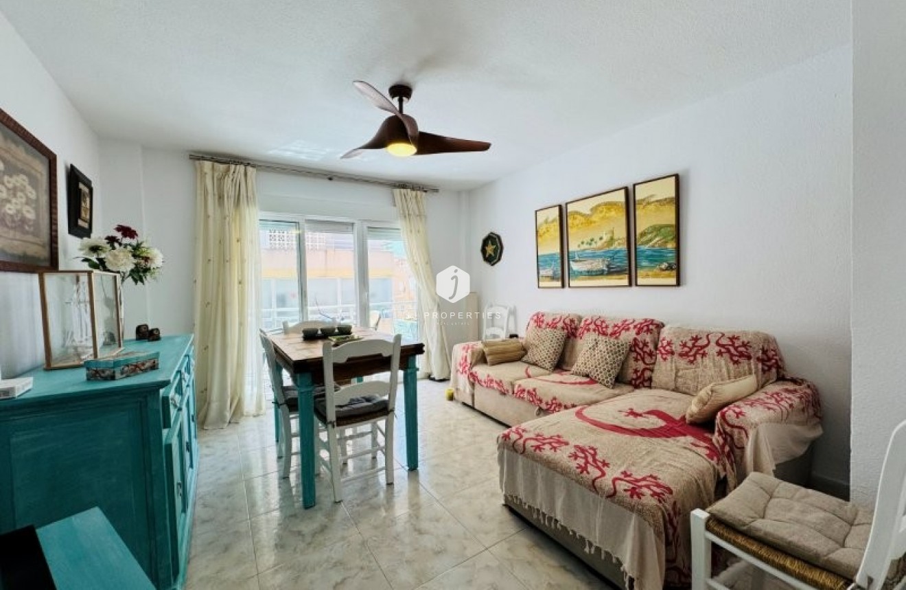 Aus zweiter Hand - Wohnung -
La Mata - Costa Blanca