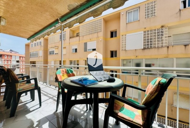 Aus zweiter Hand - Wohnung -
La Mata - Costa Blanca