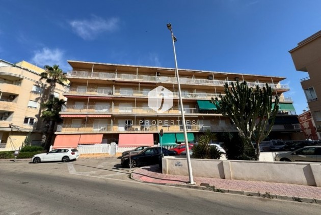 Aus zweiter Hand - Wohnung -
La Mata - Costa Blanca