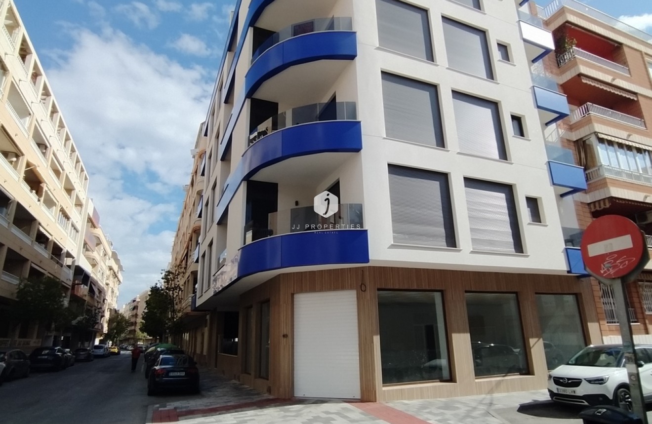 Z drugiej ręki - Mieszkanie w bloku -
Torrevieja - CENTRE PLAYA DEL CURA LAS PISCINAS