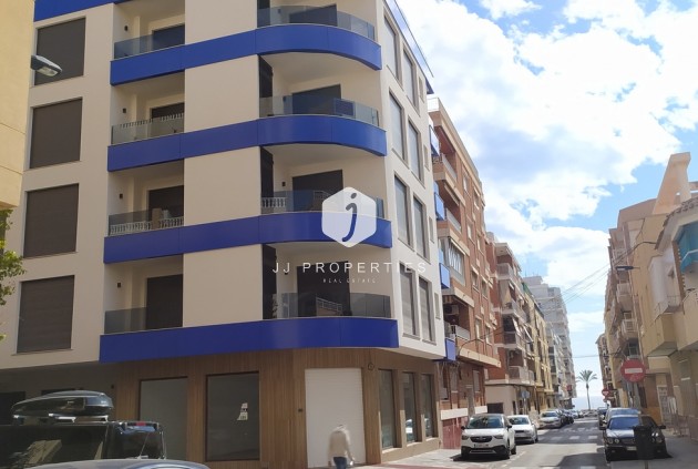Z drugiej ręki - Mieszkanie w bloku -
Torrevieja - CENTRE PLAYA DEL CURA LAS PISCINAS