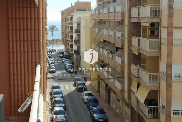 Z drugiej ręki - Mieszkanie w bloku -
Torrevieja - CENTRE PLAYA DEL CURA LAS PISCINAS