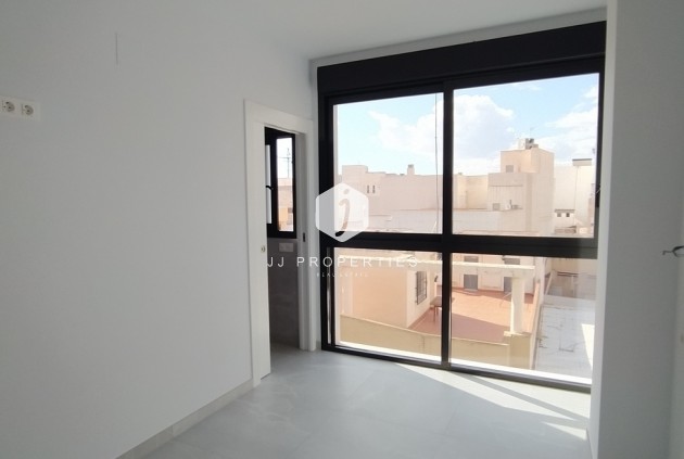Z drugiej ręki - Mieszkanie w bloku -
Torrevieja - CENTRE PLAYA DEL CURA LAS PISCINAS