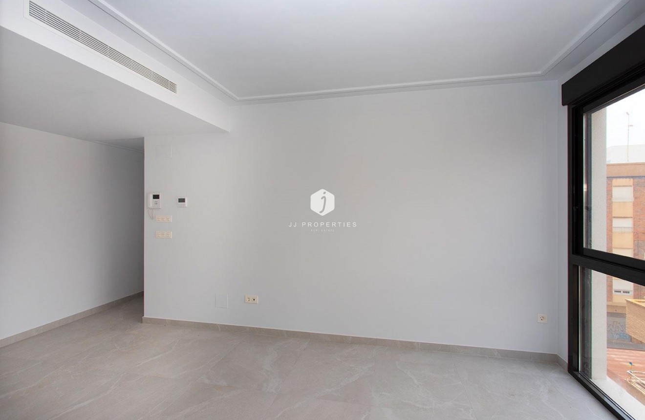 Aus zweiter Hand - Wohnung -
Torrevieja - Playa del Cura