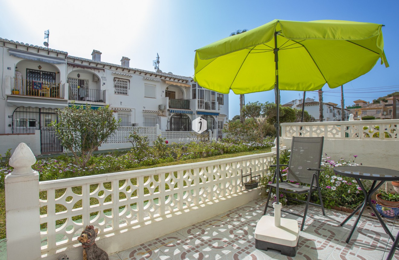 Segunda mano - Bungalow -
Torrevieja - Costa Blanca