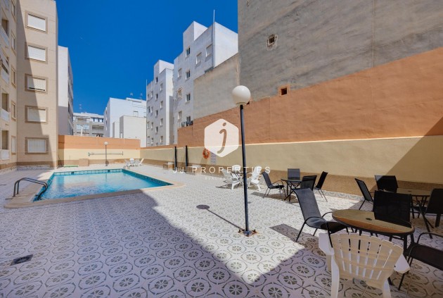 Tweedehands - Appartement / flat -
Torrevieja - Playa del Cura