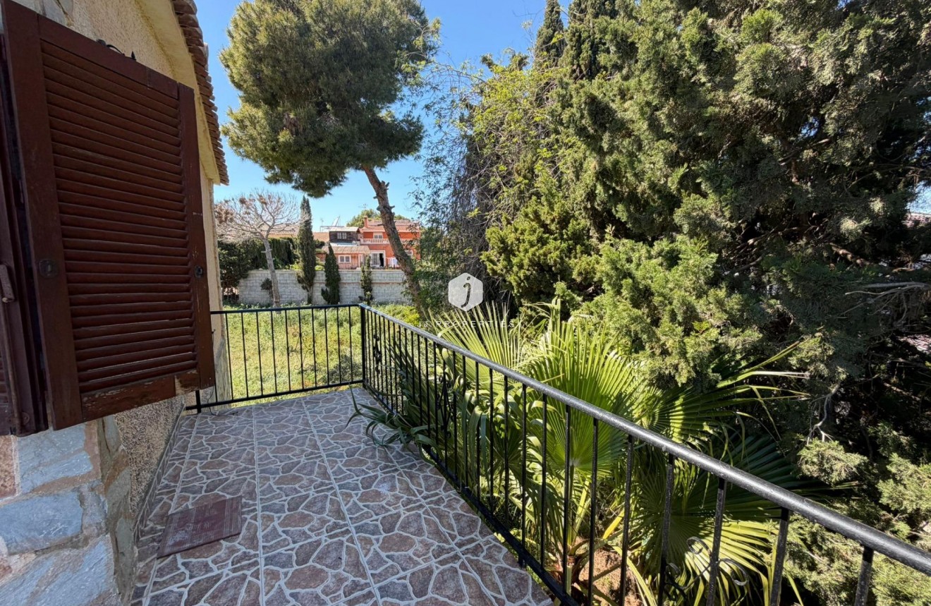 Aus zweiter Hand - Villa -
Torrevieja - Los Balcones - Los Altos del Edén