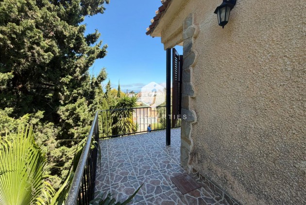 Aus zweiter Hand - Villa -
Torrevieja - Los Balcones - Los Altos del Edén