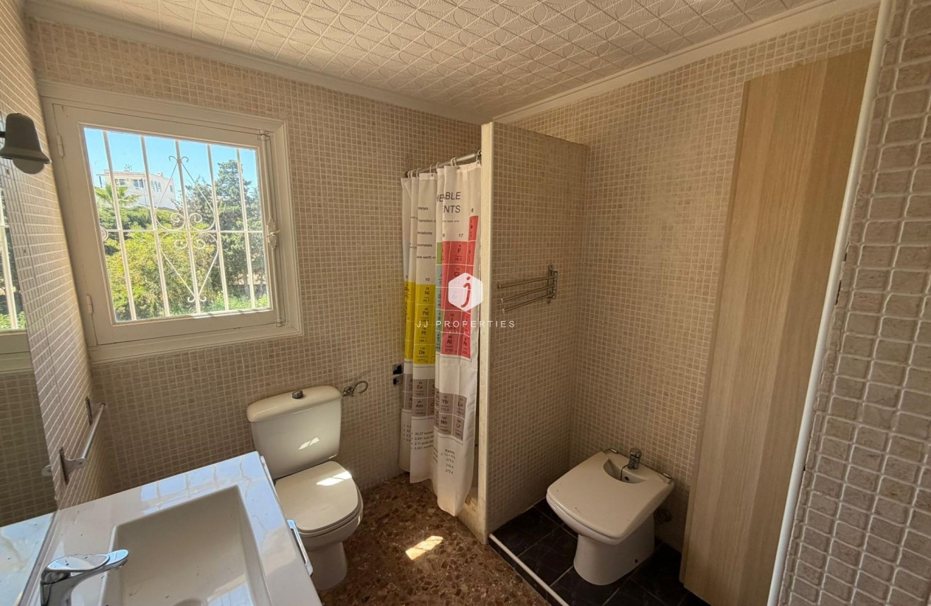Aus zweiter Hand - Villa -
Torrevieja - Los Balcones - Los Altos del Edén