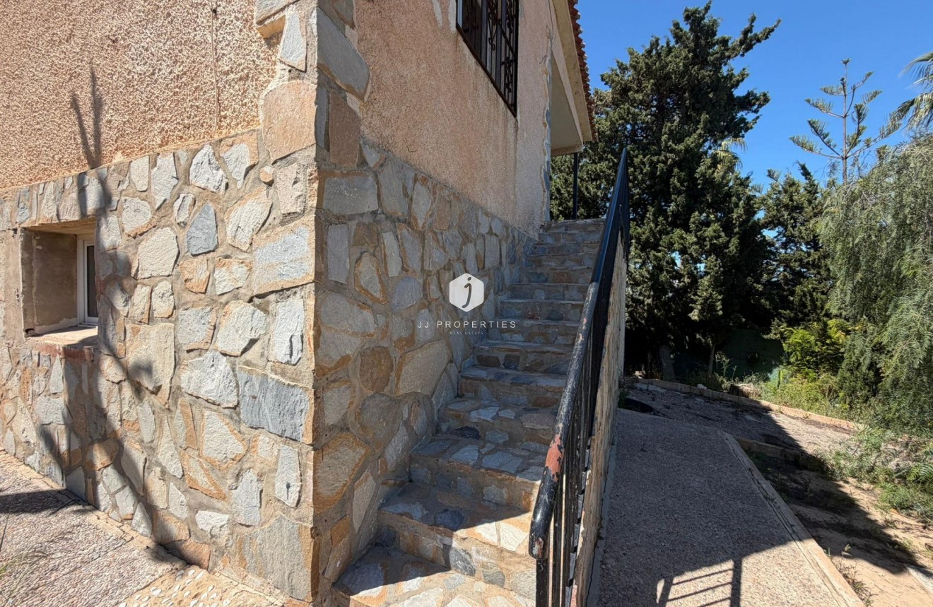 Aus zweiter Hand - Villa -
Torrevieja - Los Balcones - Los Altos del Edén