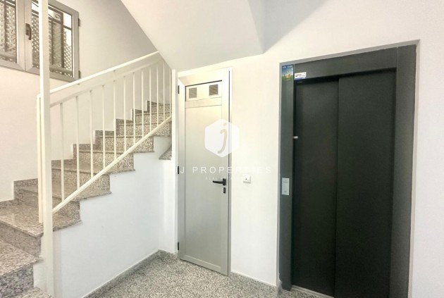 Segunda mano - Apartamento / piso -
Torrevieja - La Mata
