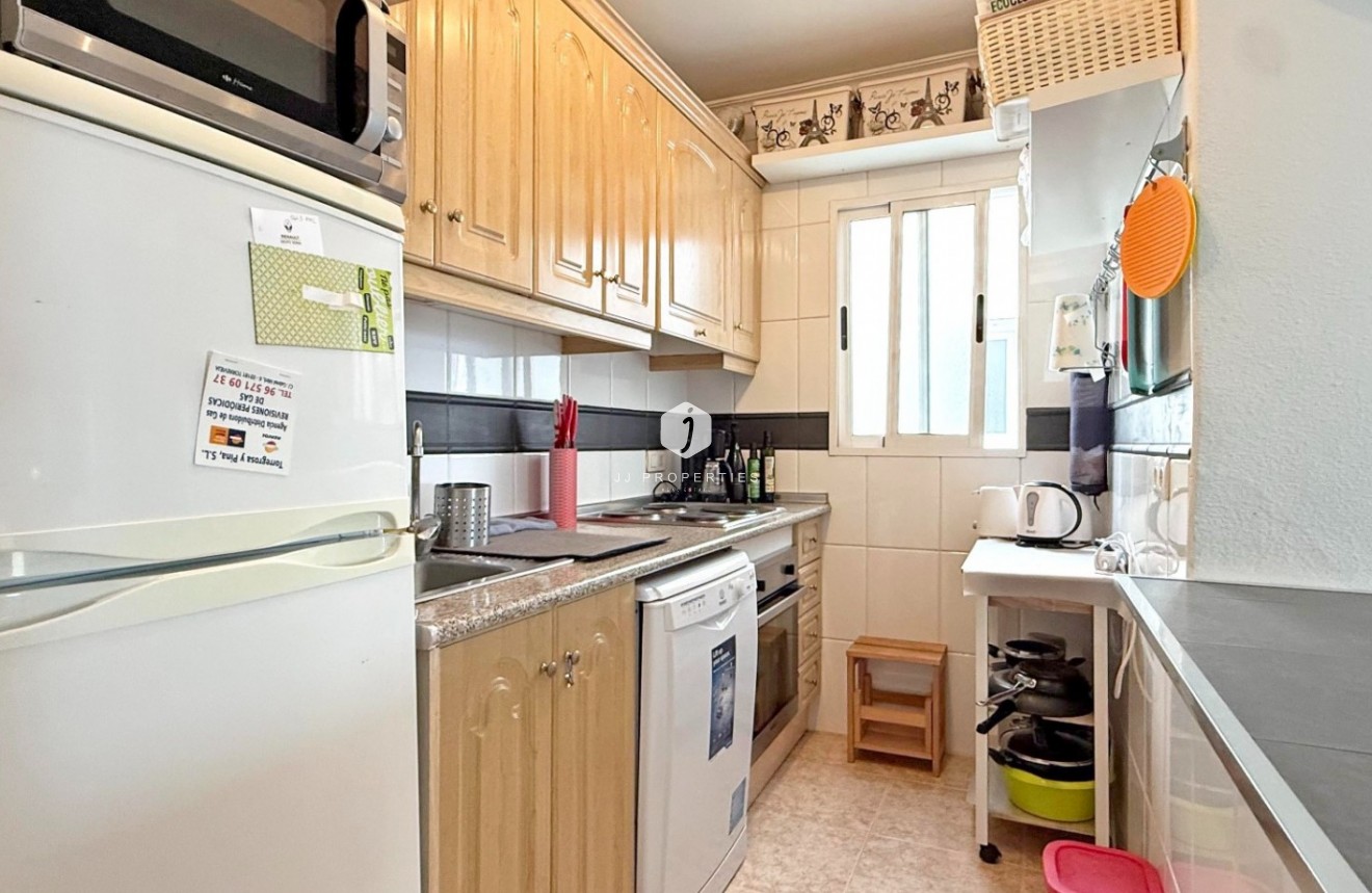 Resale - Apartment / flat -
Torrevieja - Costa Blanca