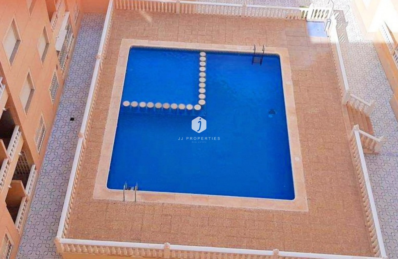 Resale - Apartment / flat -
Torrevieja - Costa Blanca