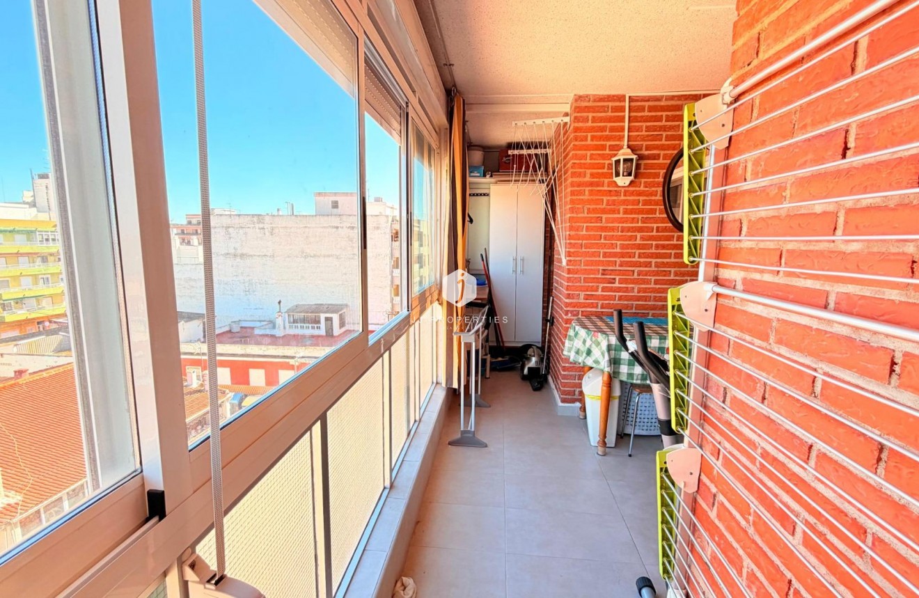 D'occasion - Appartement -
Torrevieja - Playa de los Naufragos