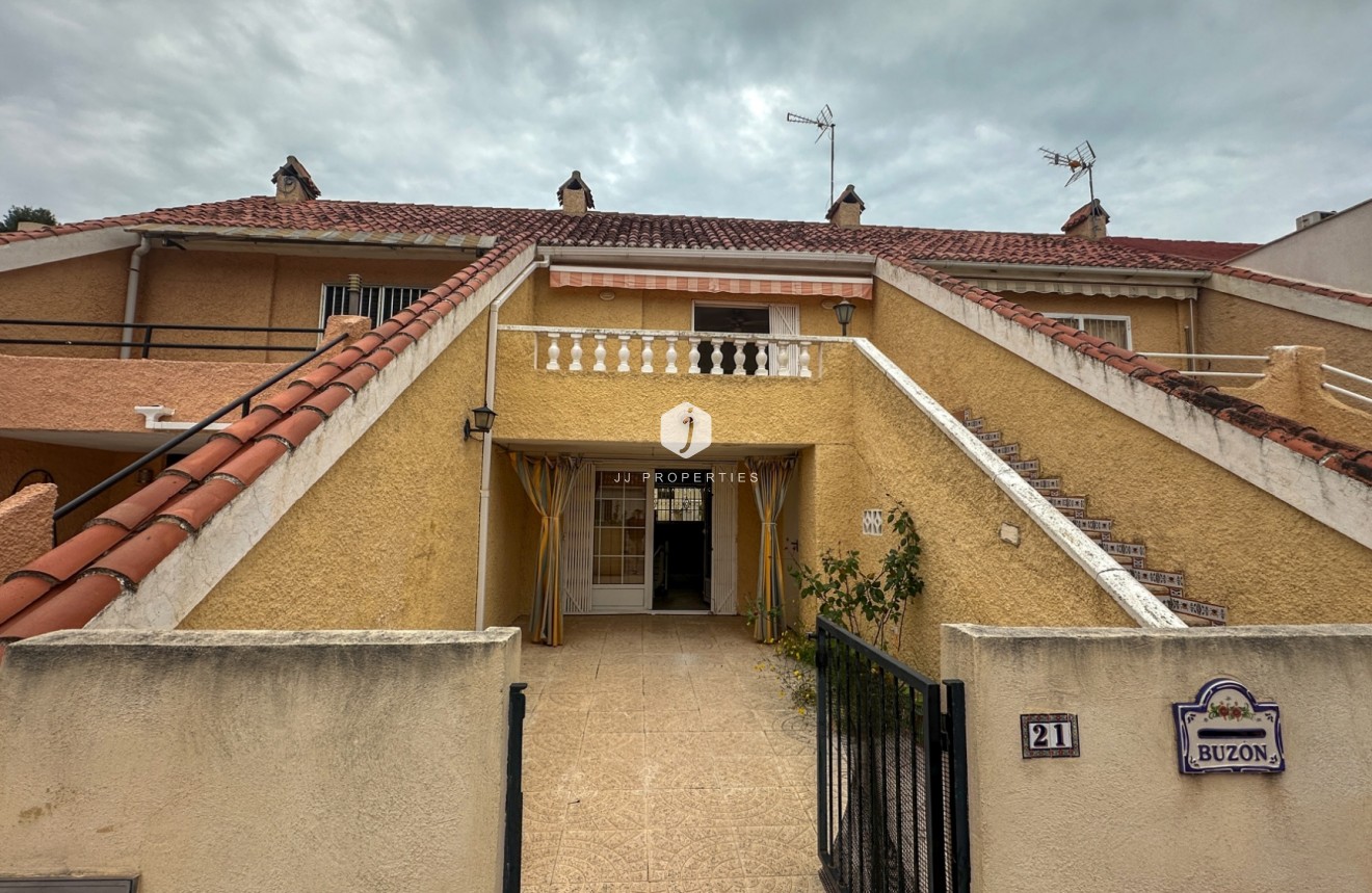 Aus zweiter Hand - Chalet -
Torrevieja - Costa Blanca