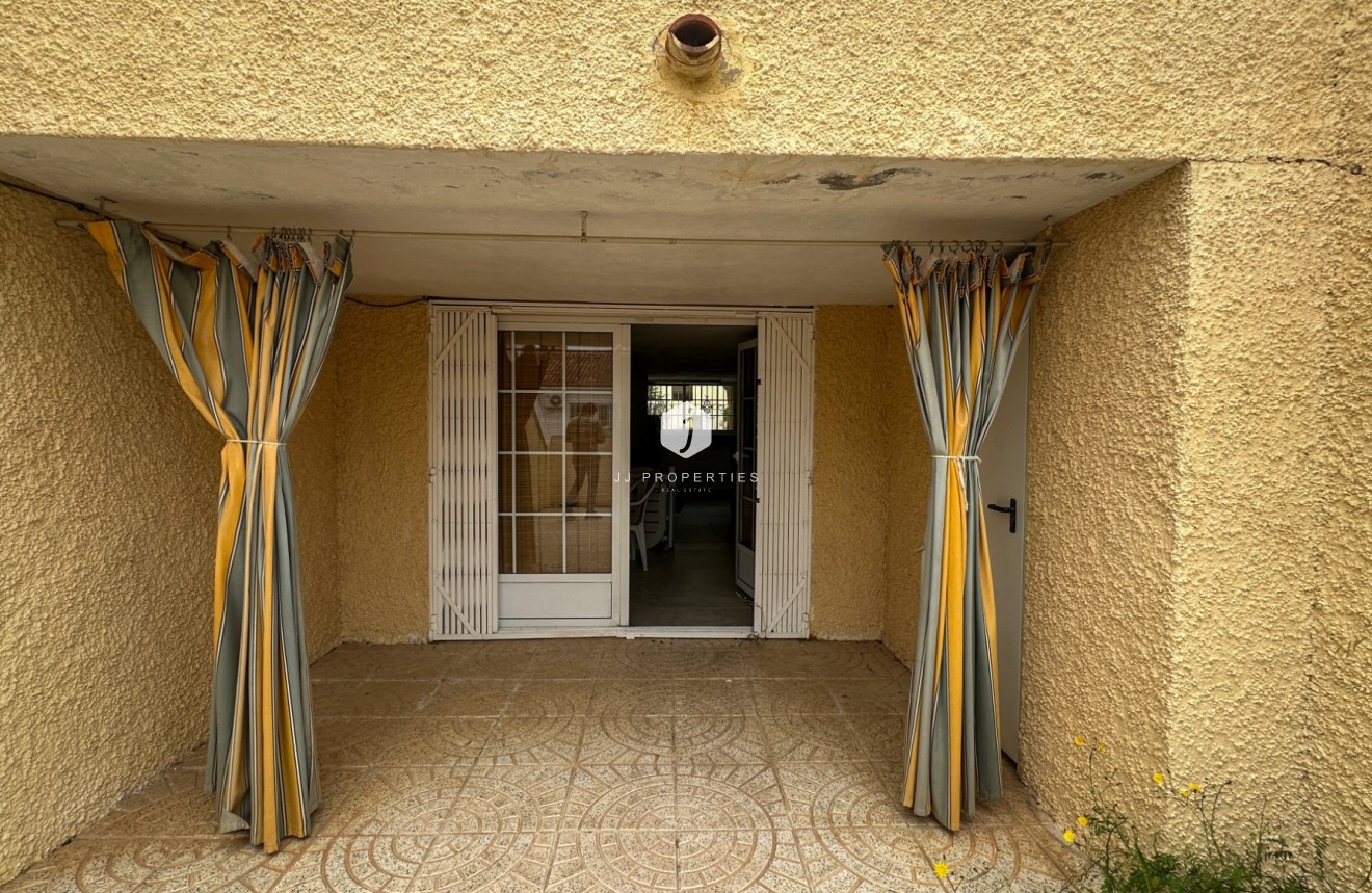 Aus zweiter Hand - Chalet -
Torrevieja - Costa Blanca