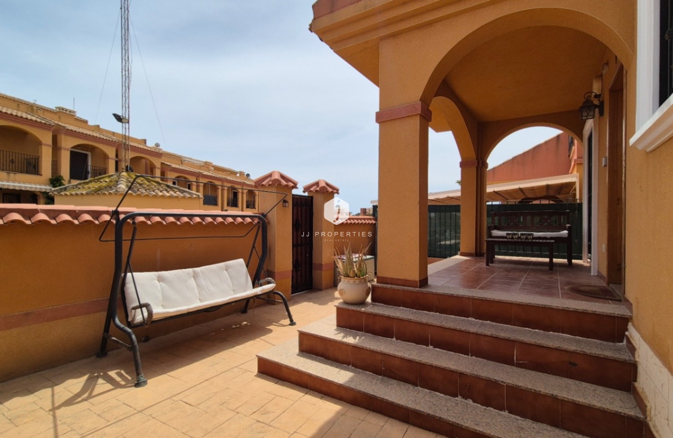 Tweedehands - Villa -
Torrevieja - Costa Blanca