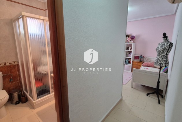 Tweedehands - Villa -
Torrevieja - Costa Blanca