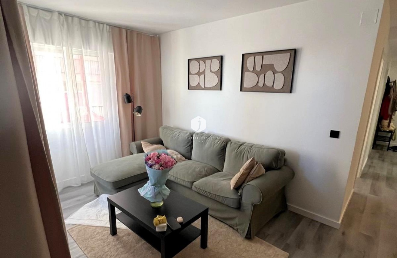 Aus zweiter Hand - Wohnung -
Torrevieja - Curva Del Palangre