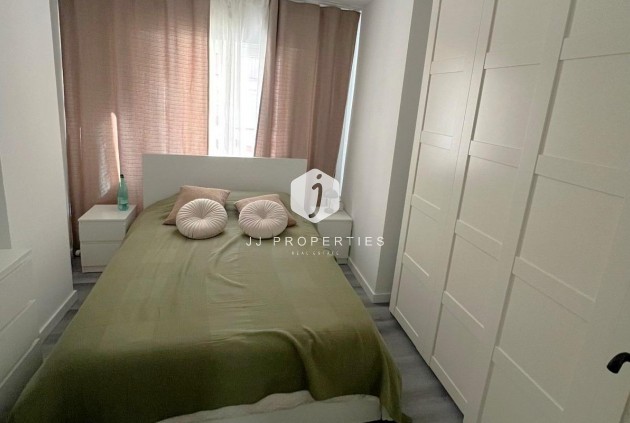 Aus zweiter Hand - Wohnung -
Torrevieja - Curva Del Palangre