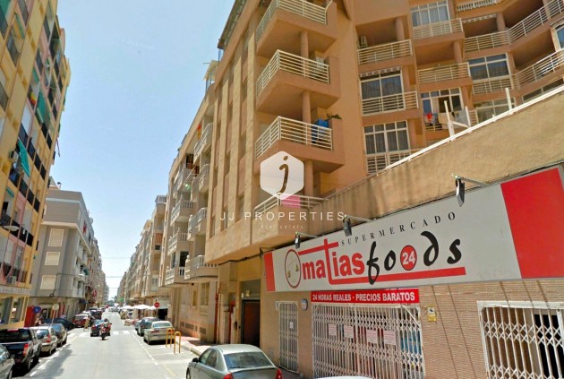 Aus zweiter Hand - Wohnung -
Torrevieja - Curva Del Palangre