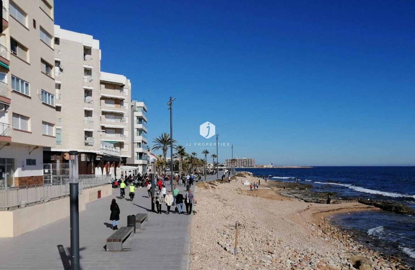 Aus zweiter Hand - Wohnung -
Torrevieja - Curva Del Palangre